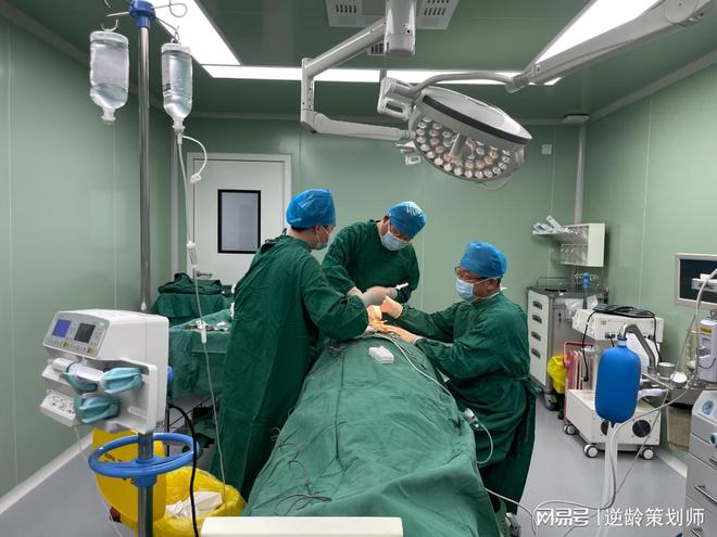 乐鱼APP整形手术选拉皮？这些枢纽点得先搞懂袁强博士脸部提拔抗朽迈(图1)